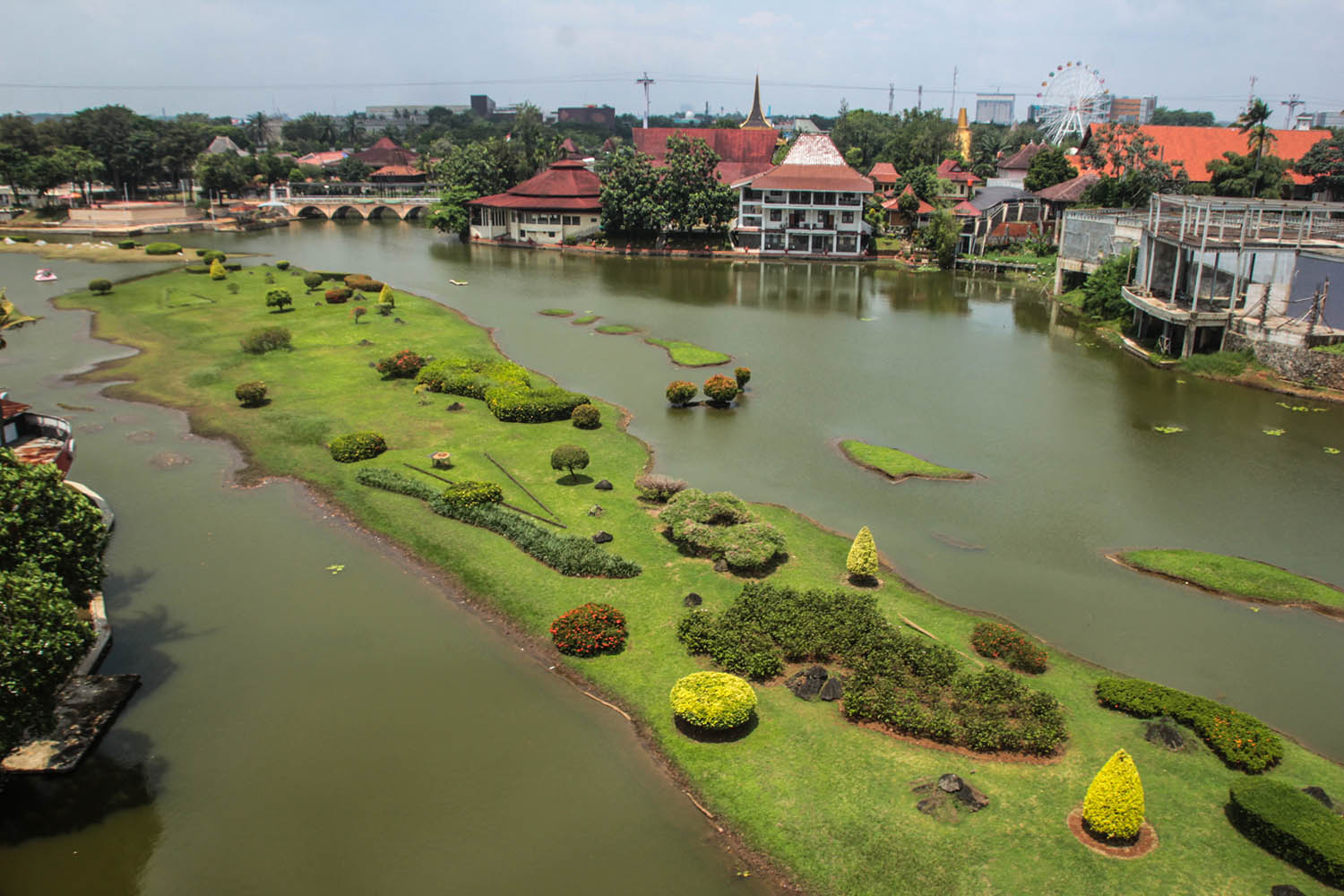 Panduan Main Slot Pulsa yang Nyaman di TMII